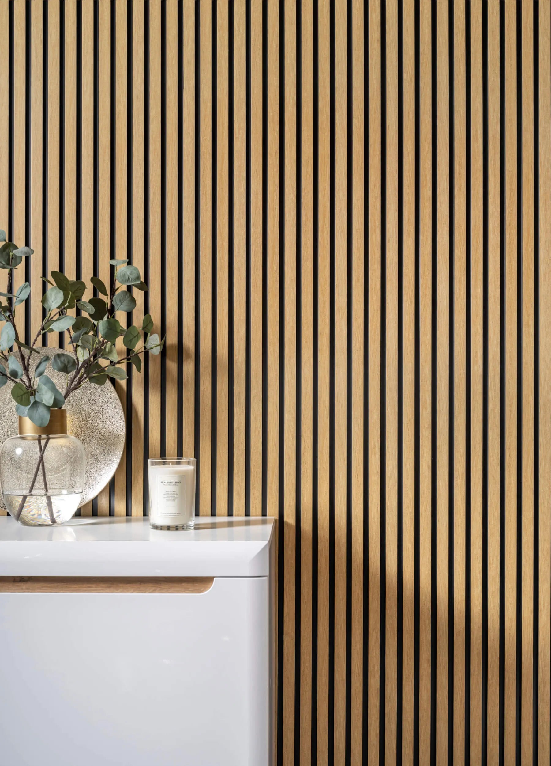 Pannelli decorativi 3D effetto legno rovere a lamelle doghe, boiserie per rivestimento pareti da interno| MEDIO - Rovere NATURAL | Lunghezza 2,7 metri o 2 metri | Pannelli acustici componibili in duropolimero