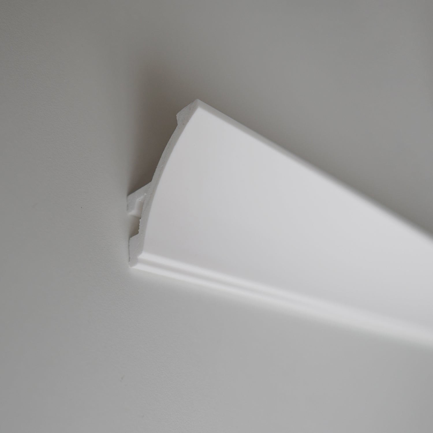 KH904 da 2 metri - Cornici velette per led a soffitto e parete, per illuminazione indiretta con le strisce led